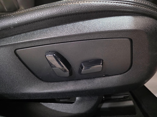 Used BMW 5 Series 2018 for sale - 76214140: Photo 14