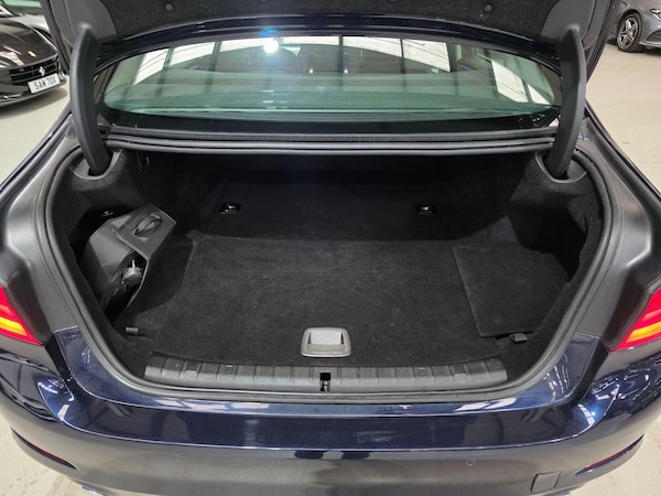 Used BMW 5 Series 2018 for sale - 76214140: Photo 32
