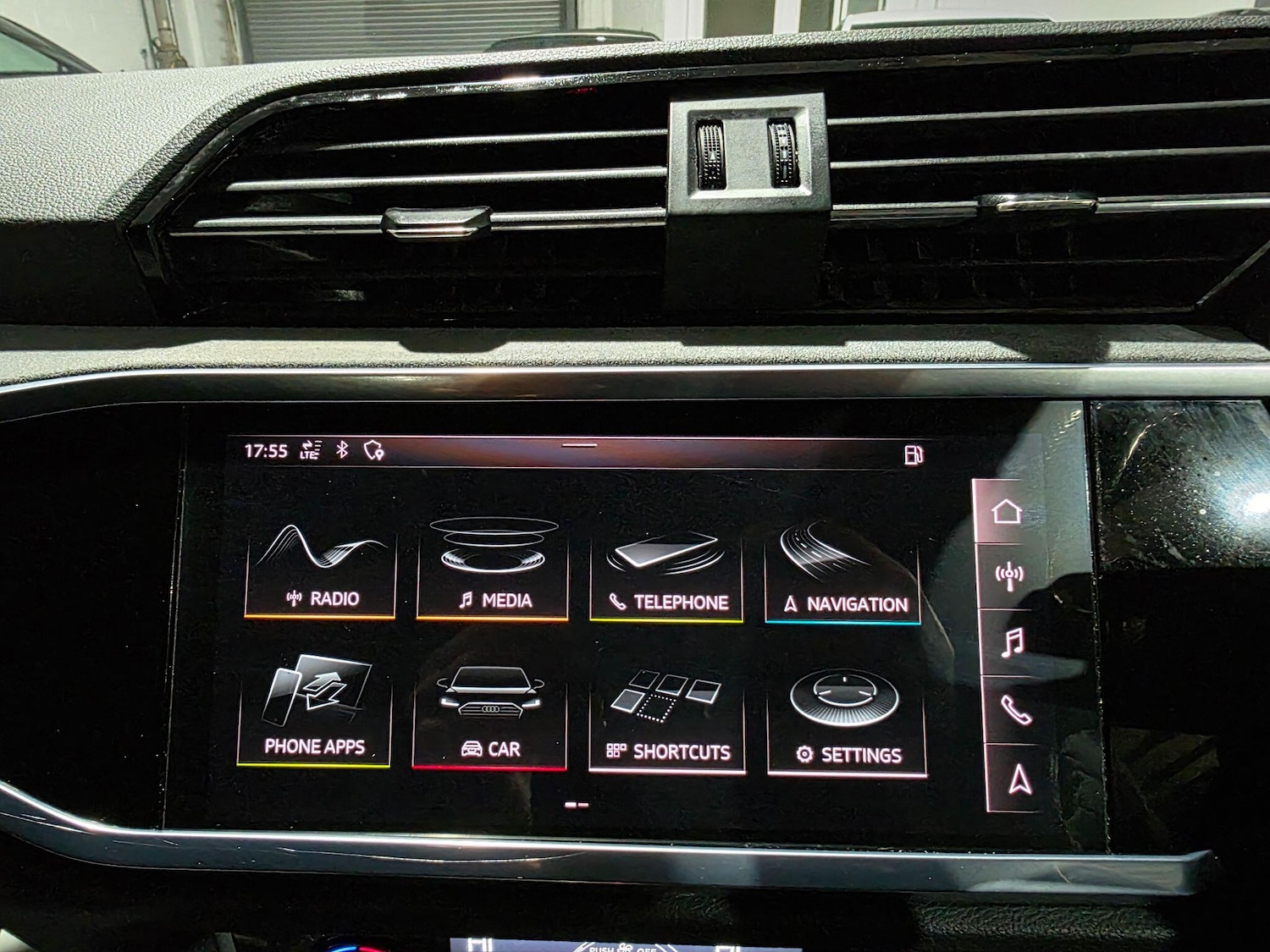 Used Audi Q3 2020 for sale - 77202688: Photo 9