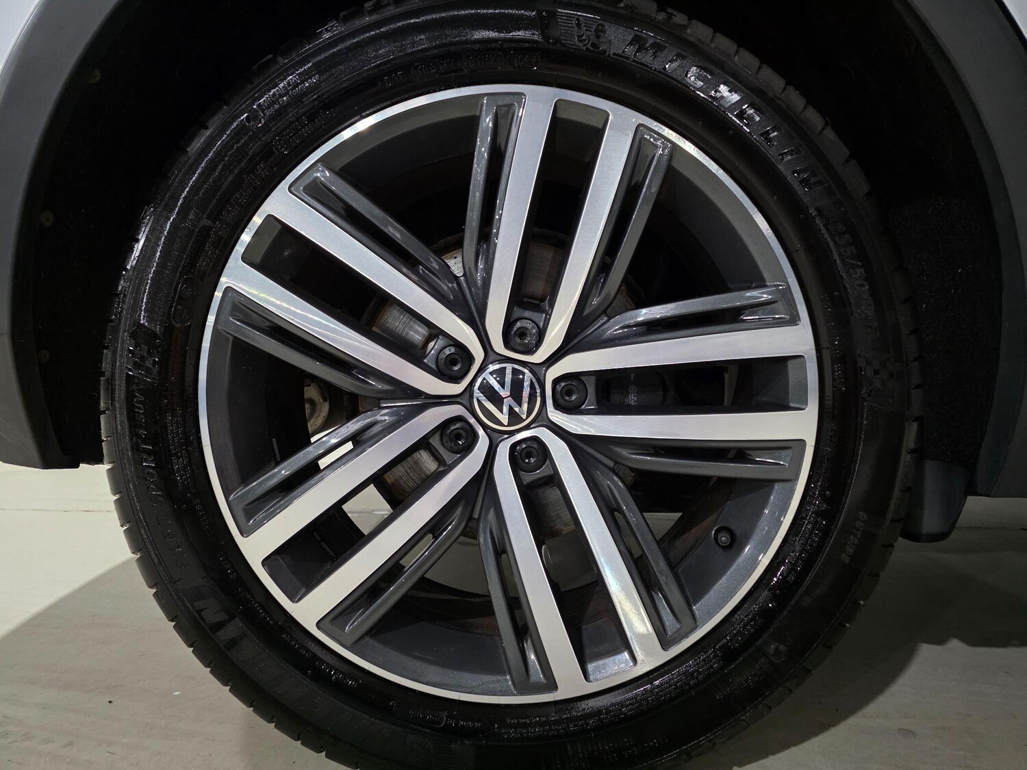 Used Volkswagen Tiguan 2020 for sale - 77410988: Photo 33