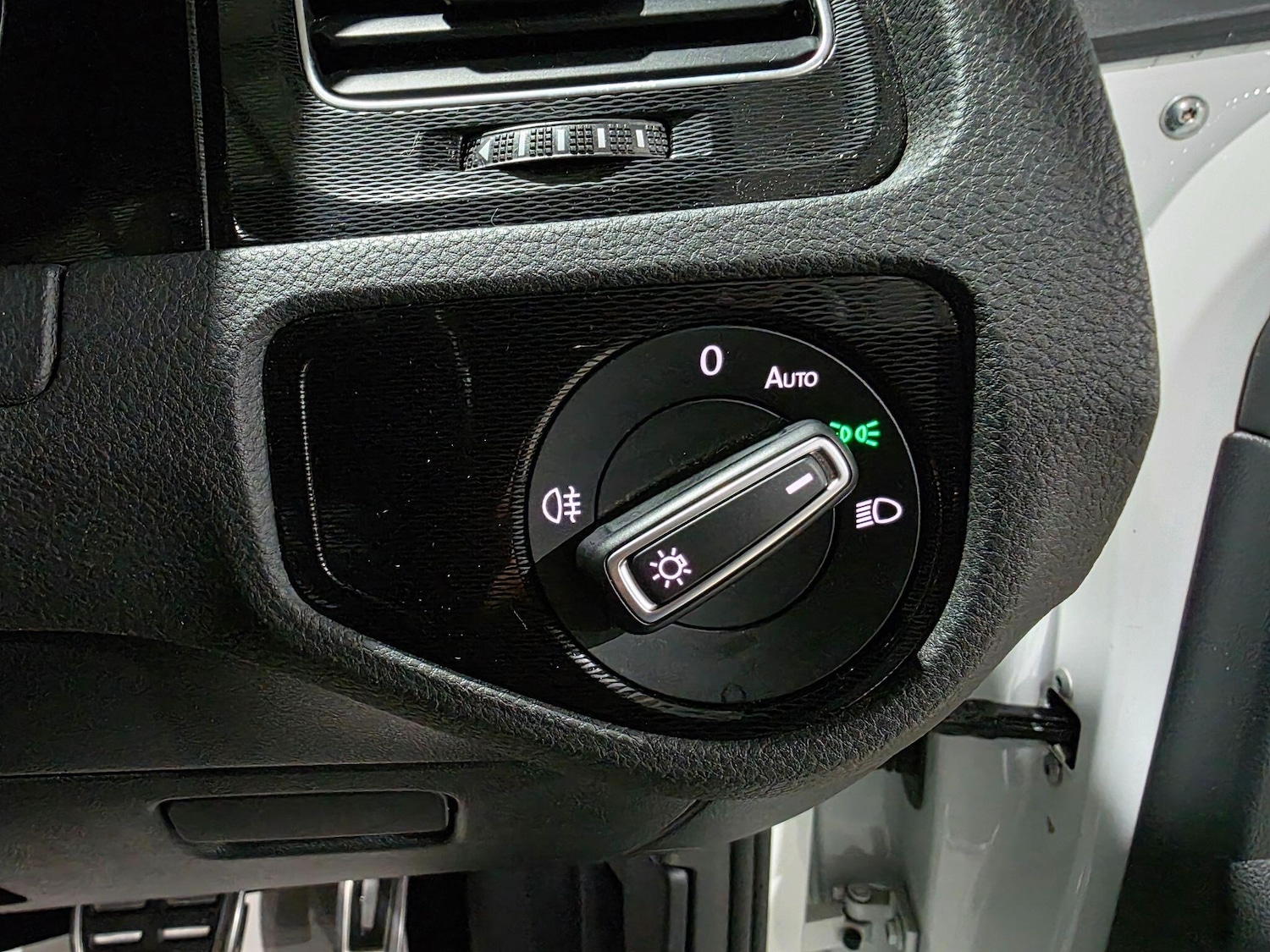 Used Volkswagen Golf 2016 for sale - 76473748: Photo 14