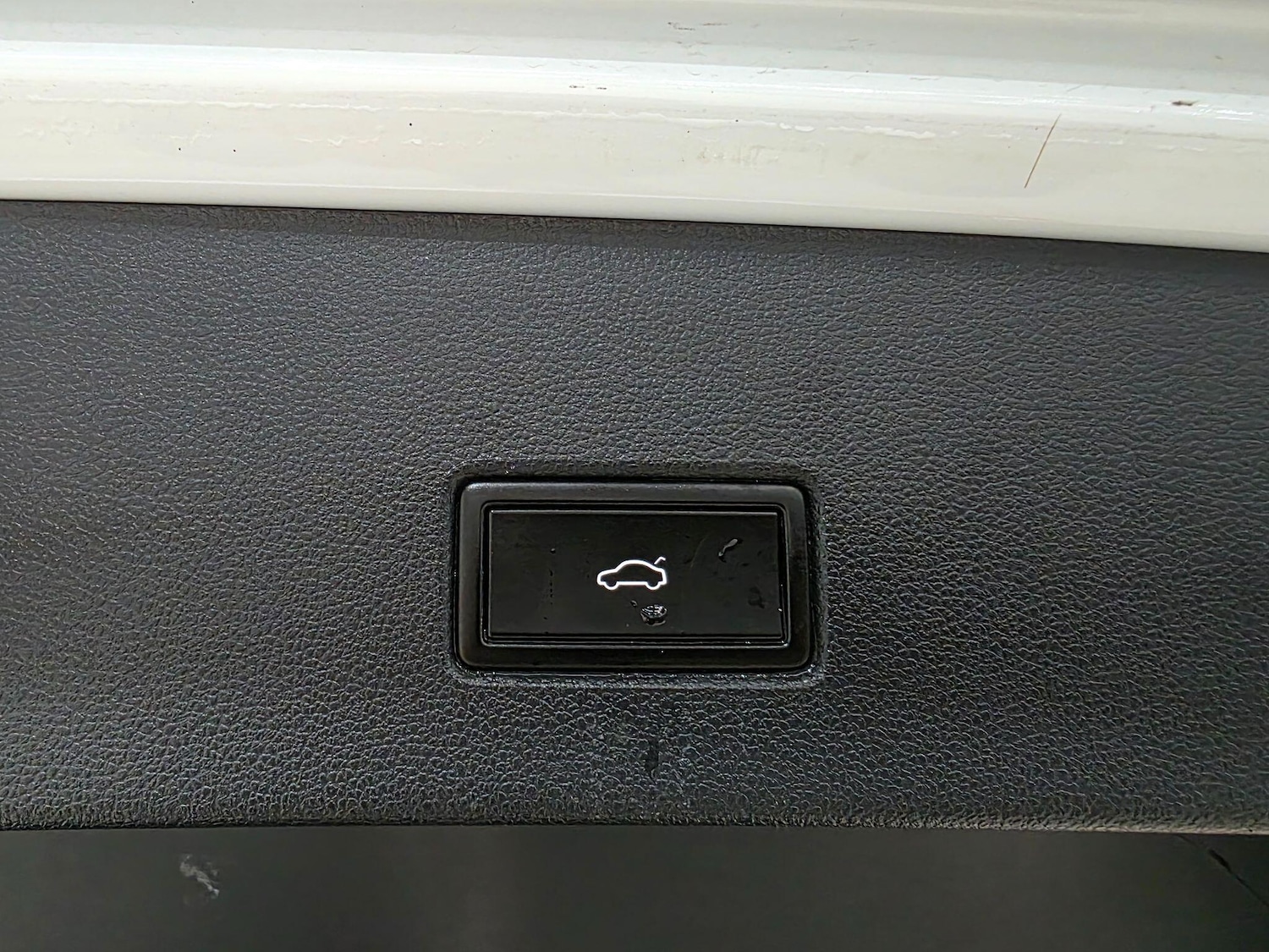 Used Volkswagen T-Roc for sale - 76727940: Photo 13