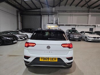 Used Volkswagen T-Roc 2019 for sale - 76727940: Photo