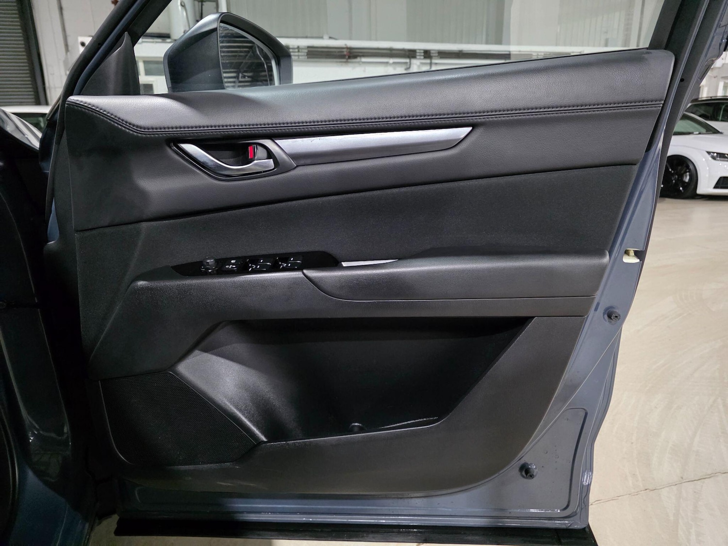 Used Mazda CX-5 2023 for sale - 76802041: Photo 11