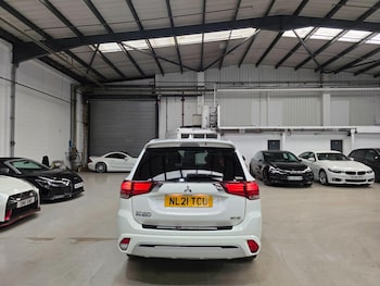 Used Mitsubishi Outlander 2021 for sale - 79452991: Photo