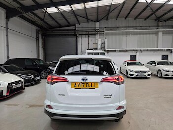 Used Toyota RAV4 2017 for sale - 78204724: Photo