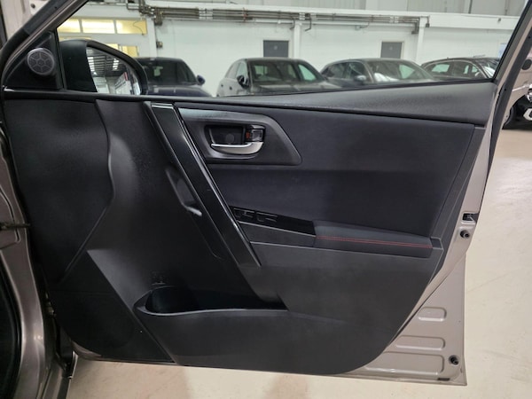 Used Toyota Auris 2013 for sale - 76085180: Photo 11