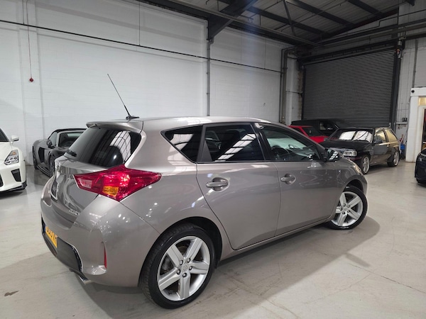 Used Toyota Auris 2013 for sale - 76085180: Photo 23