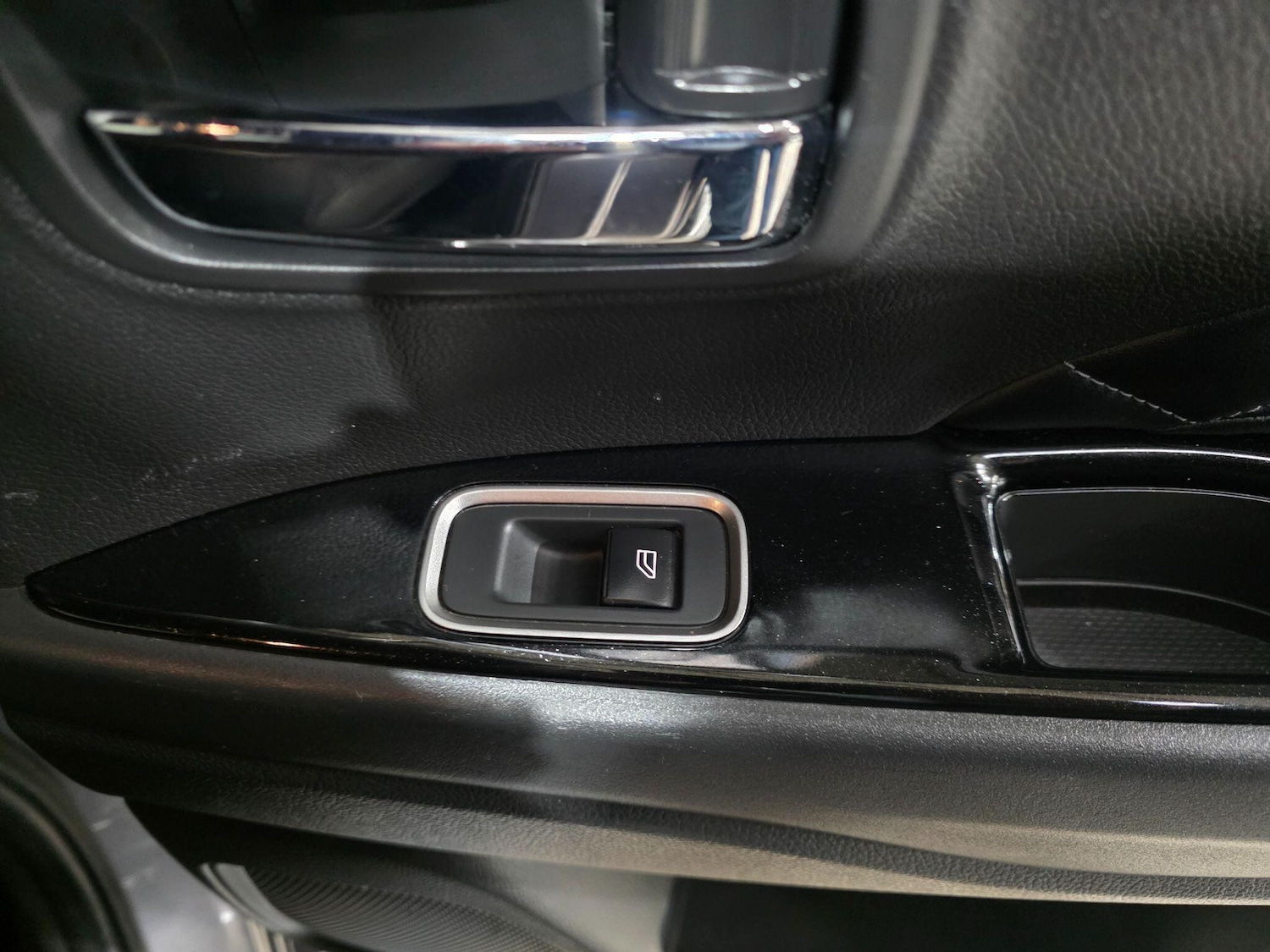 Used Mitsubishi Outlander 2019 for sale - 77081940: Photo 24