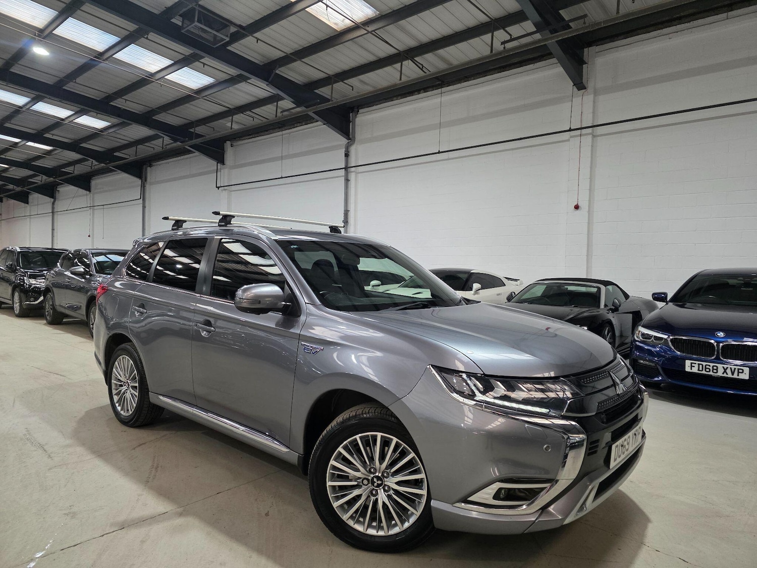 Used Mitsubishi Outlander 2019 for sale - 77081940: Photo 3
