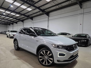 Used Volkswagen T-Roc 2020 for sale - 77496267: Photo