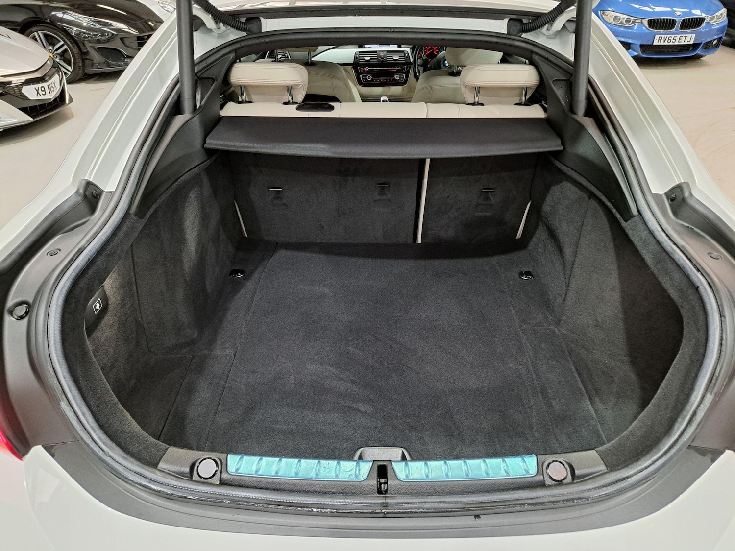 Vehicle 29