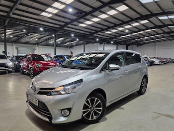 Used Toyota Verso 2014 for sale - 77646088: Photo