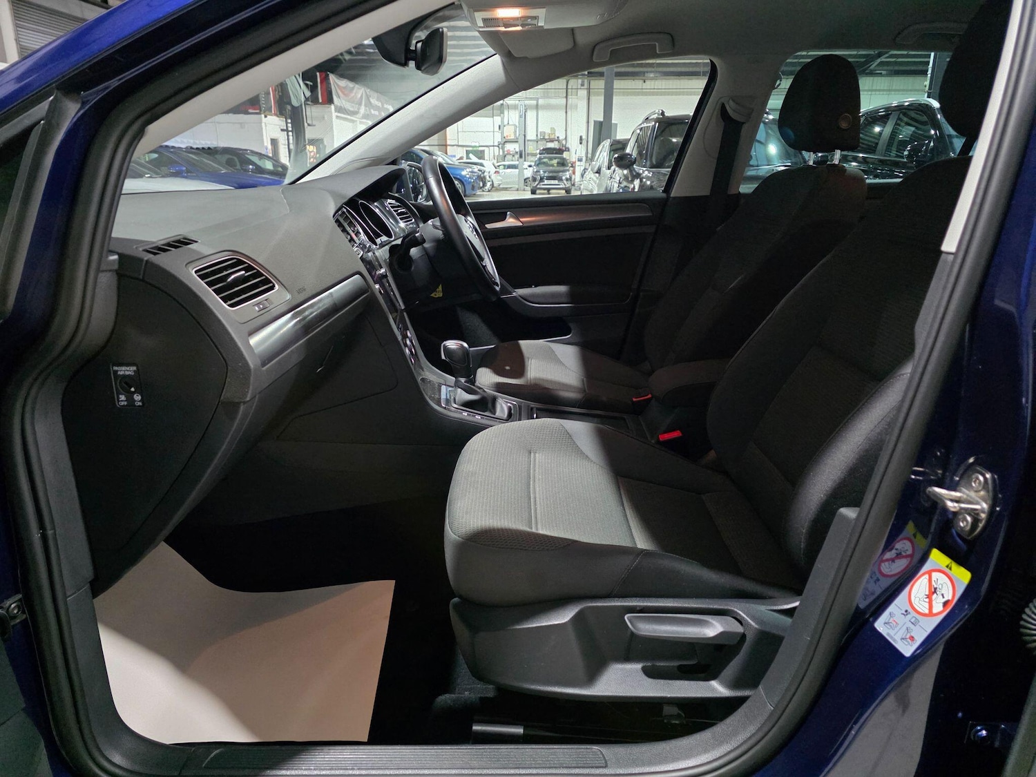 Used Volkswagen Golf 2020 for sale - 76996419: Photo 25