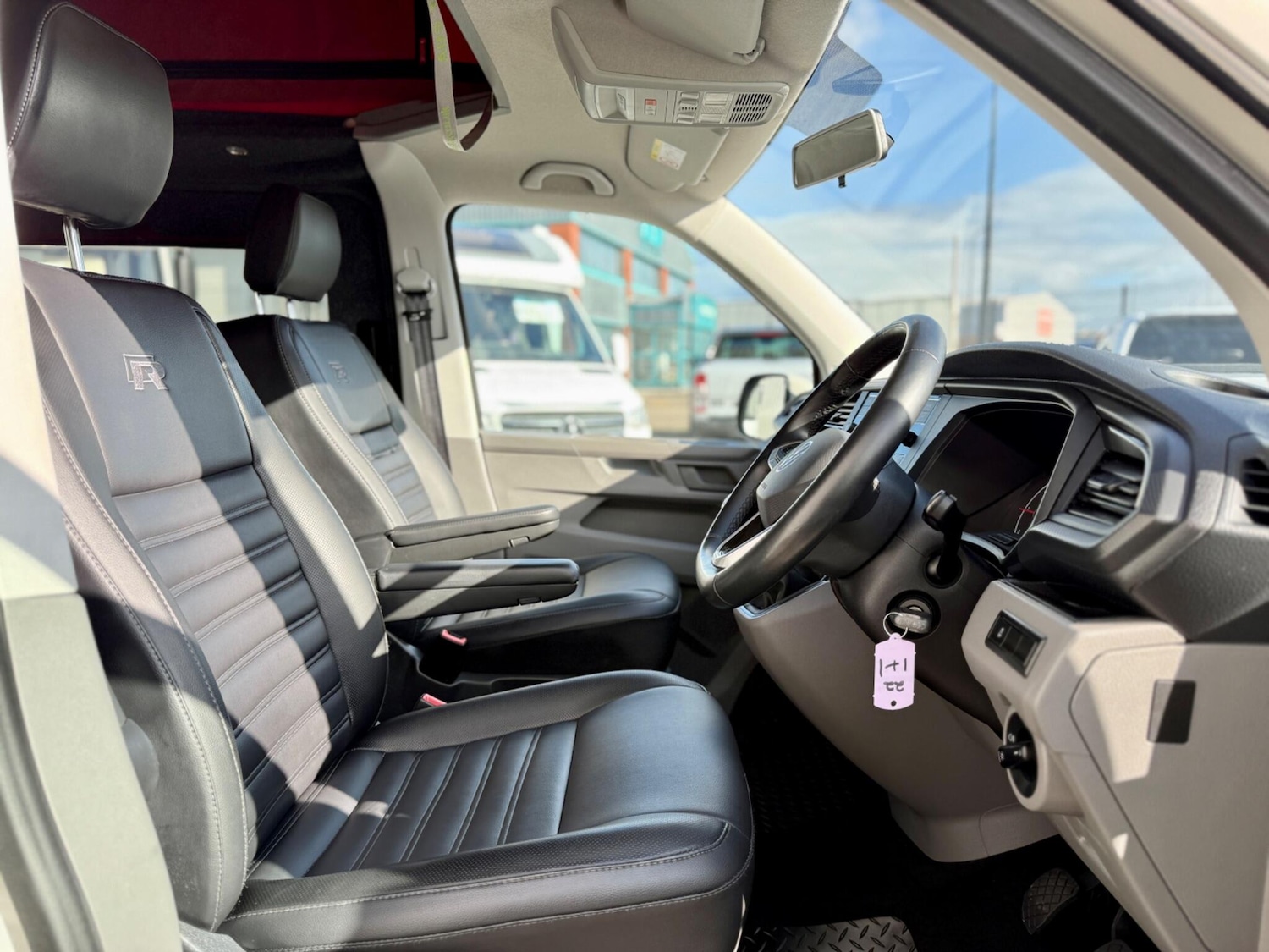 Used Volkswagen Transporter 2021 for sale - 76786760: Photo 11