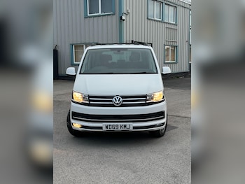 Used Volkswagen Caravelle 2019 for sale - 76099099: Photo 2