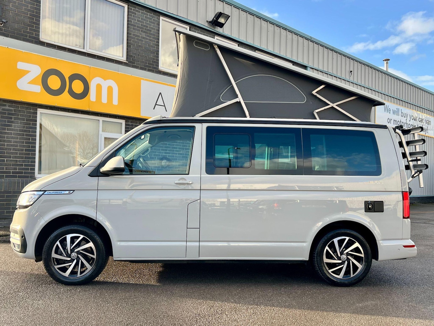 Used Volkswagen California 2022 for sale - 76472118: Photo 2