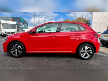 Used Volkswagen Polo 2018 for sale - 75941703: Photo