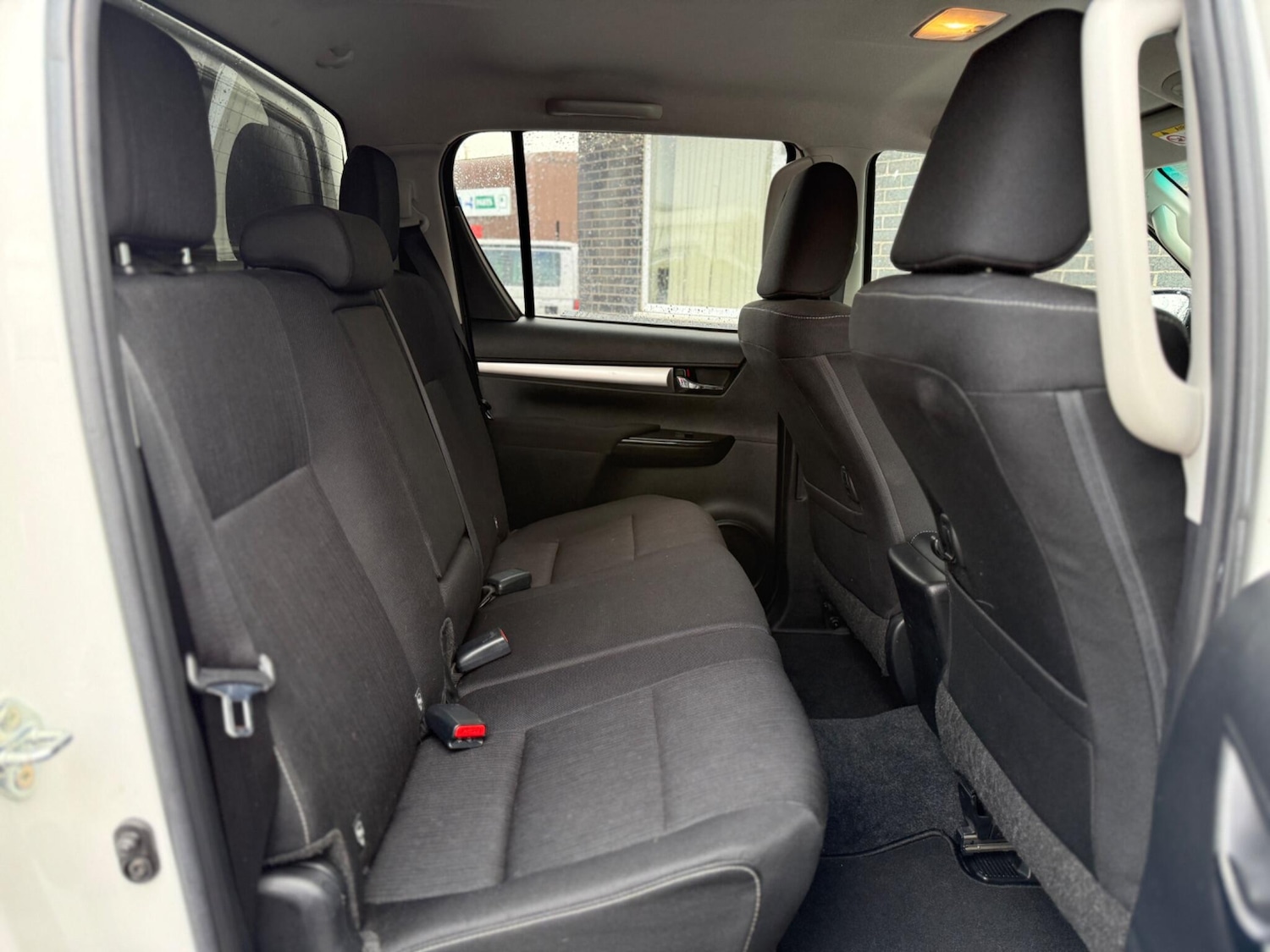 Used Toyota Hilux 2022 for sale - 76473465: Photo 18