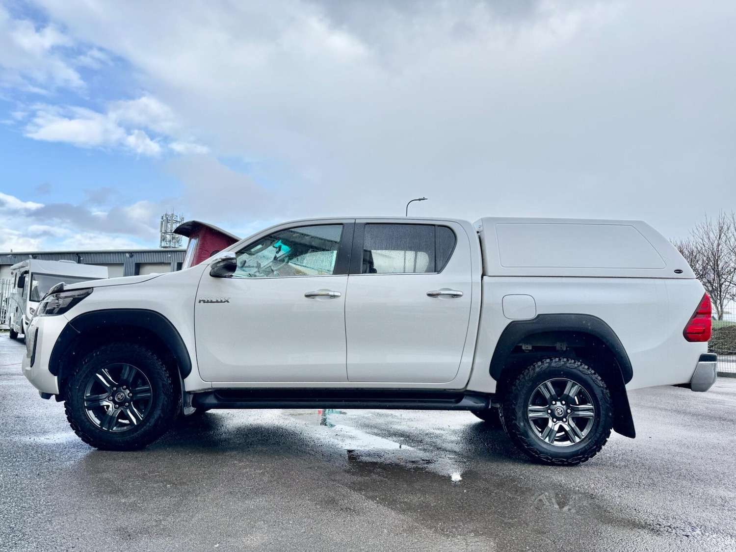 Used Toyota Hilux 2022 for sale - 76473465: Photo 4