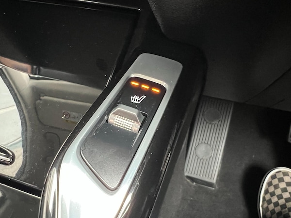 Used Kia Sorento 2021 for sale - 76024631: Photo 44