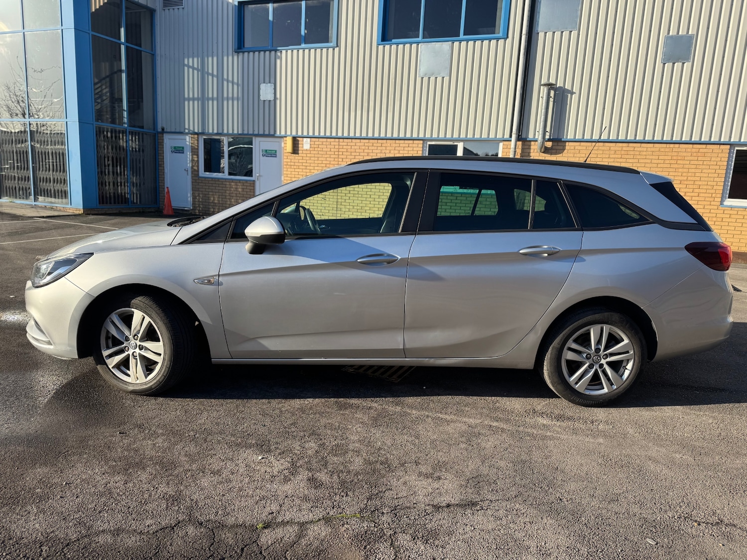 Used Vauxhall Astra 2018 for sale - 77014594: Photo 14