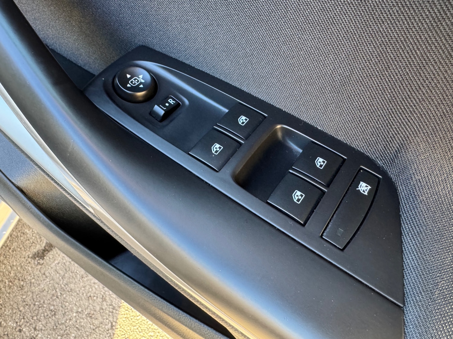 Used Vauxhall Astra 2018 for sale - 77014594: Photo 31