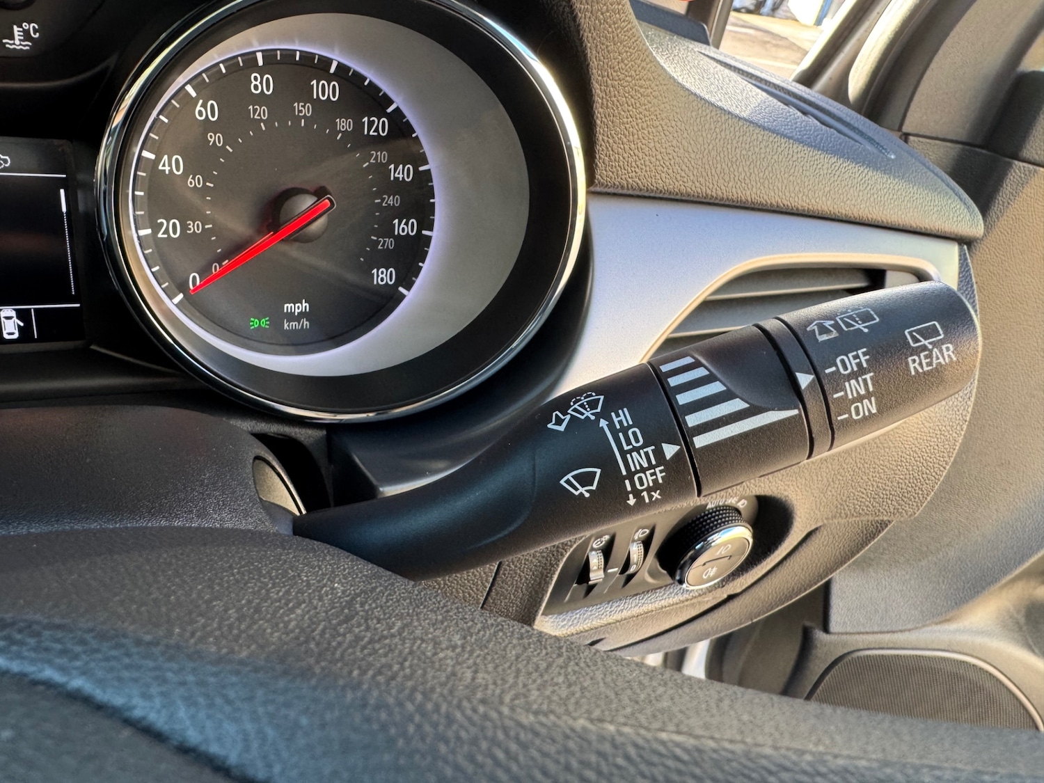 Used Vauxhall Astra 2018 for sale - 77014594: Photo 38