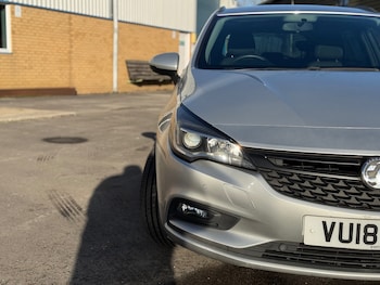 Used Vauxhall Astra 2018 for sale - 77014594: Photo