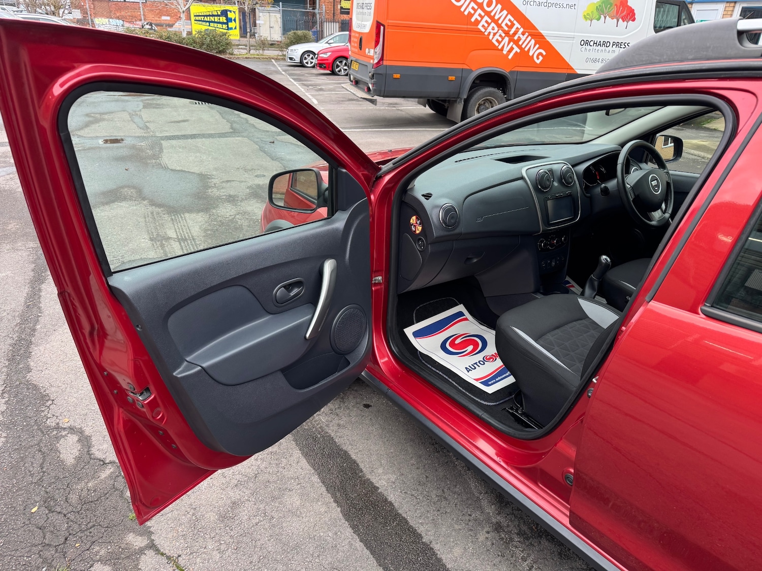 Used Dacia Sandero Stepway 2016 for sale - 76862830: Photo 18