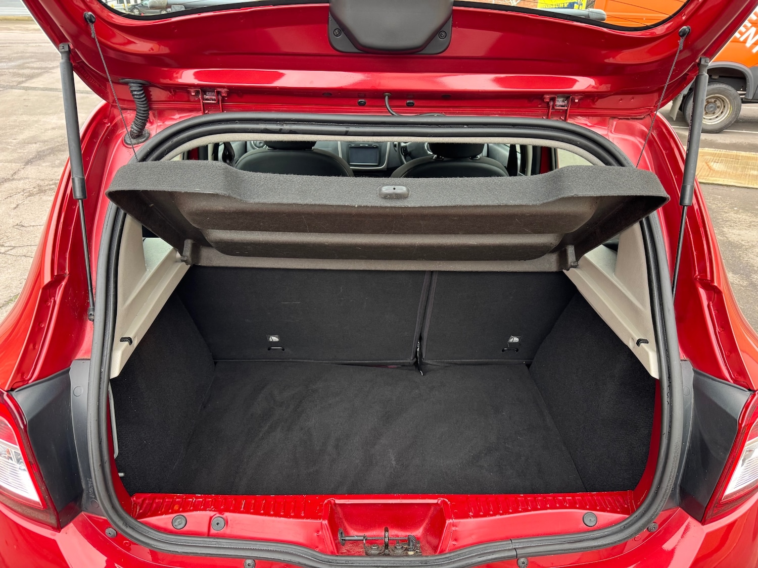 Used Dacia Sandero Stepway 2016 for sale - 76862830: Photo 26