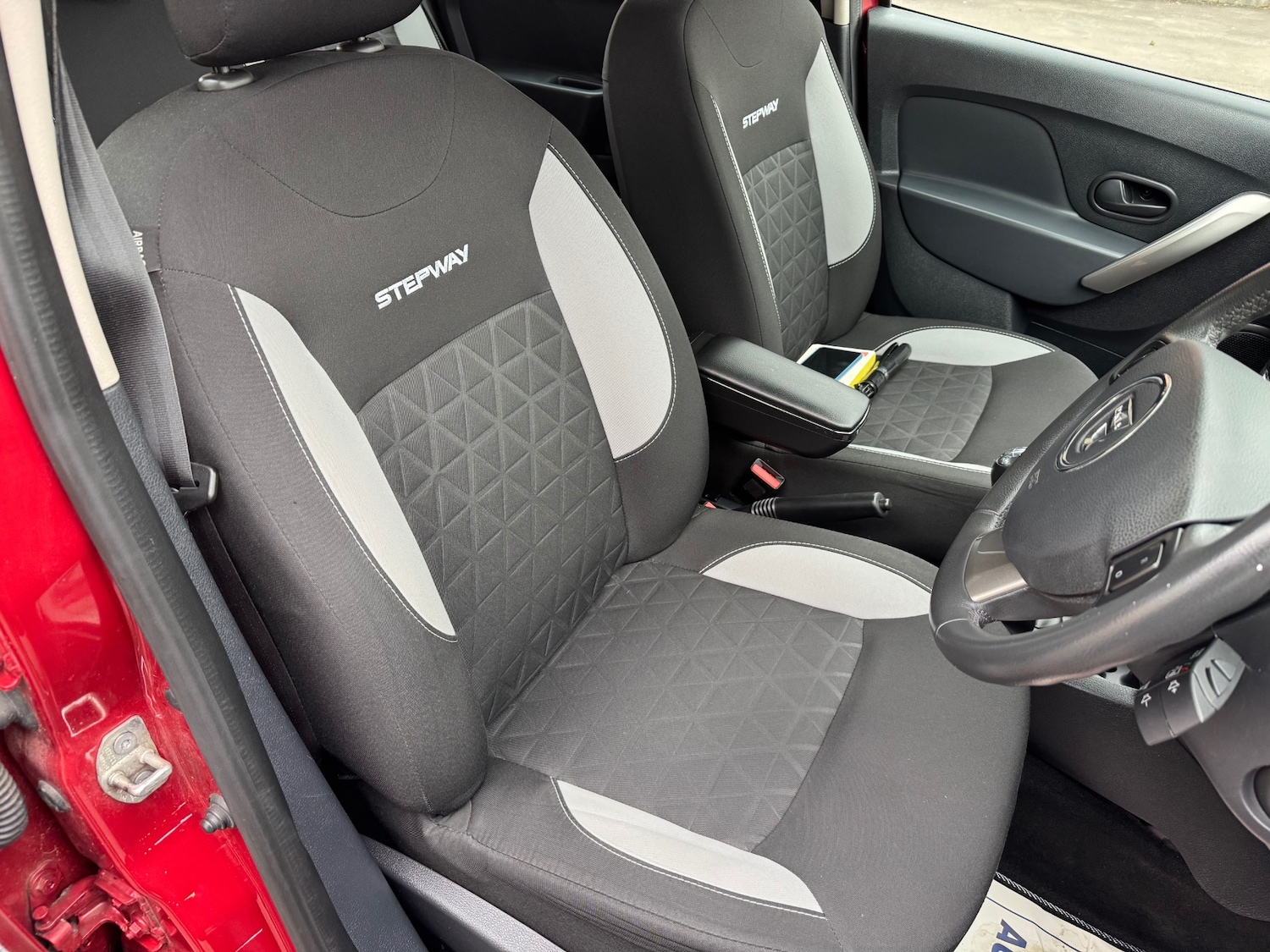 Used Dacia Sandero Stepway 2016 for sale - 76862830: Photo 34