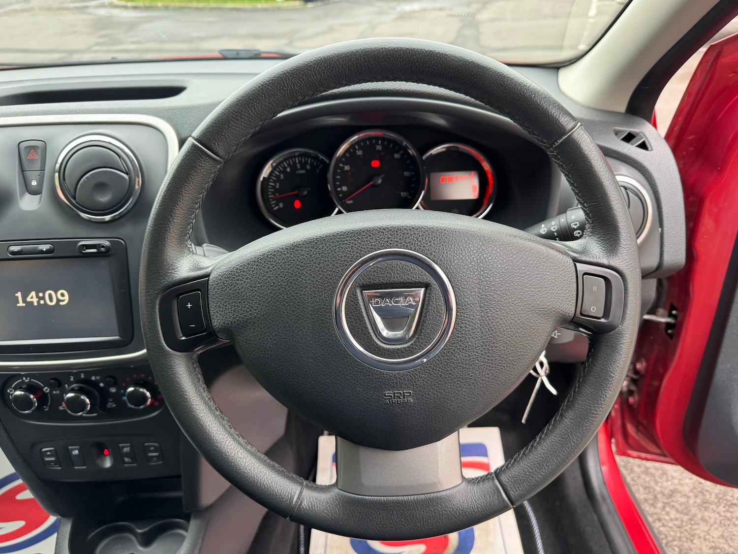 Used Dacia Sandero Stepway 2016 for sale - 76862830: Photo 38