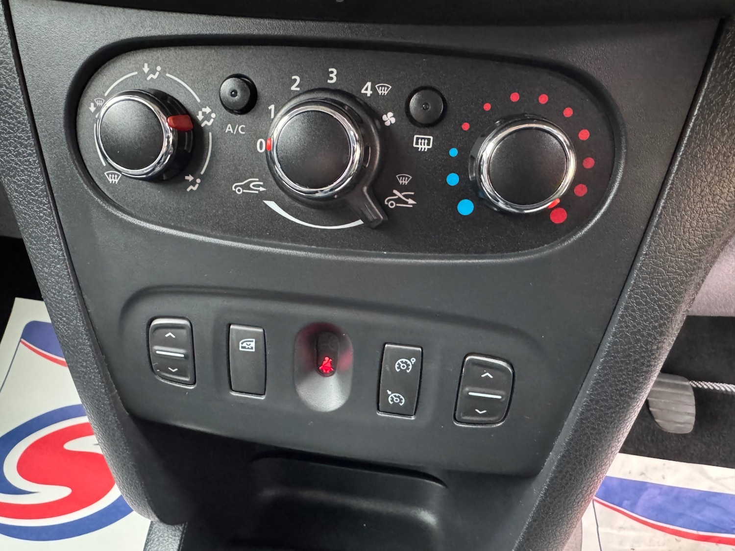 Used Dacia Sandero Stepway 2016 for sale - 76862830: Photo 48