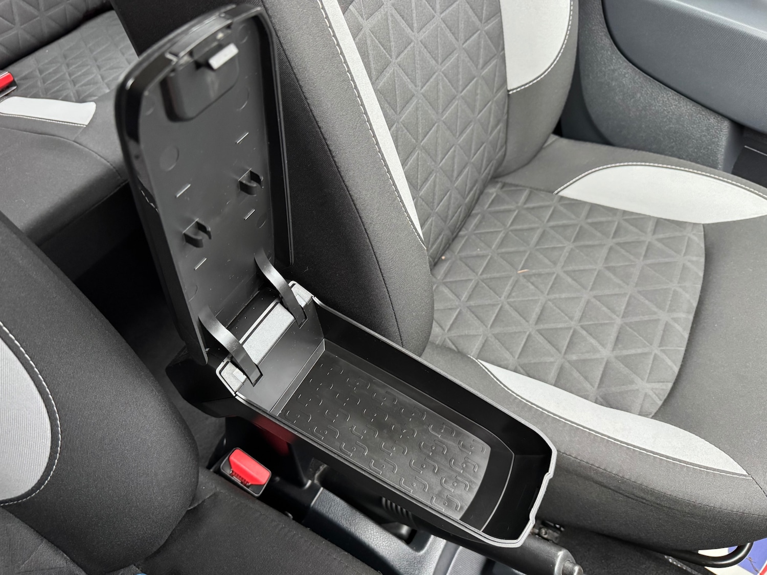 Used Dacia Sandero Stepway 2016 for sale - 76862830: Photo 51