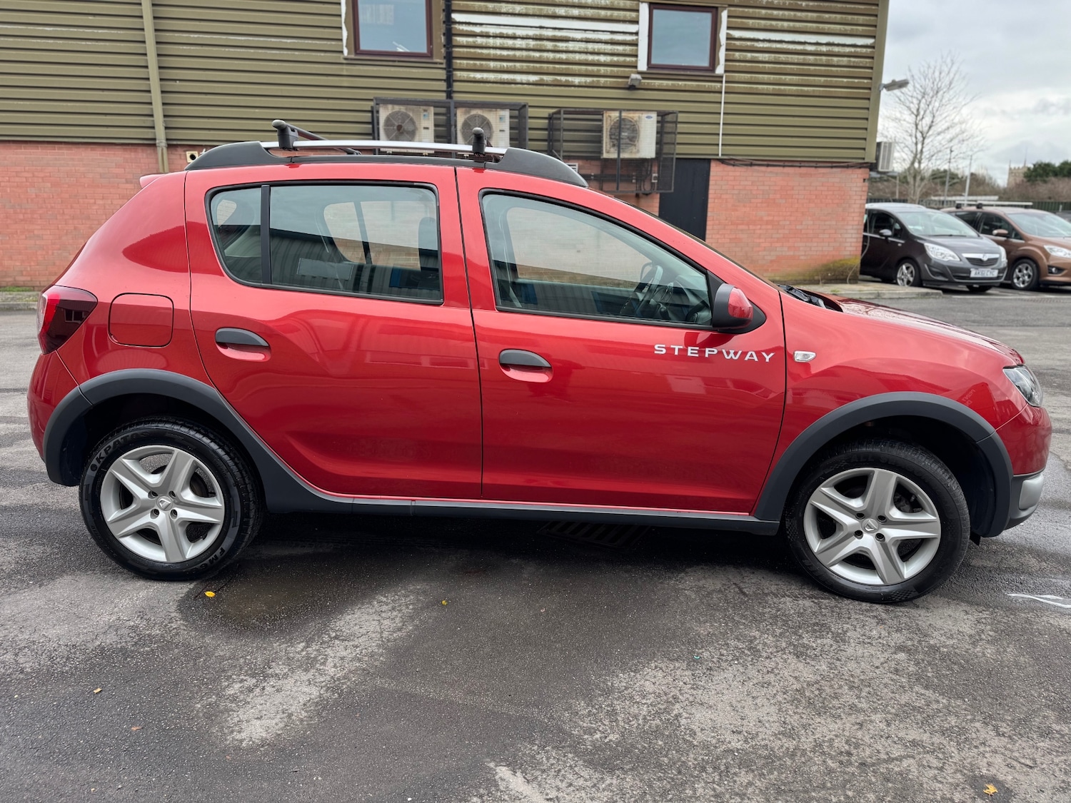 Used Dacia Sandero Stepway 2016 for sale - 76862830: Photo 8