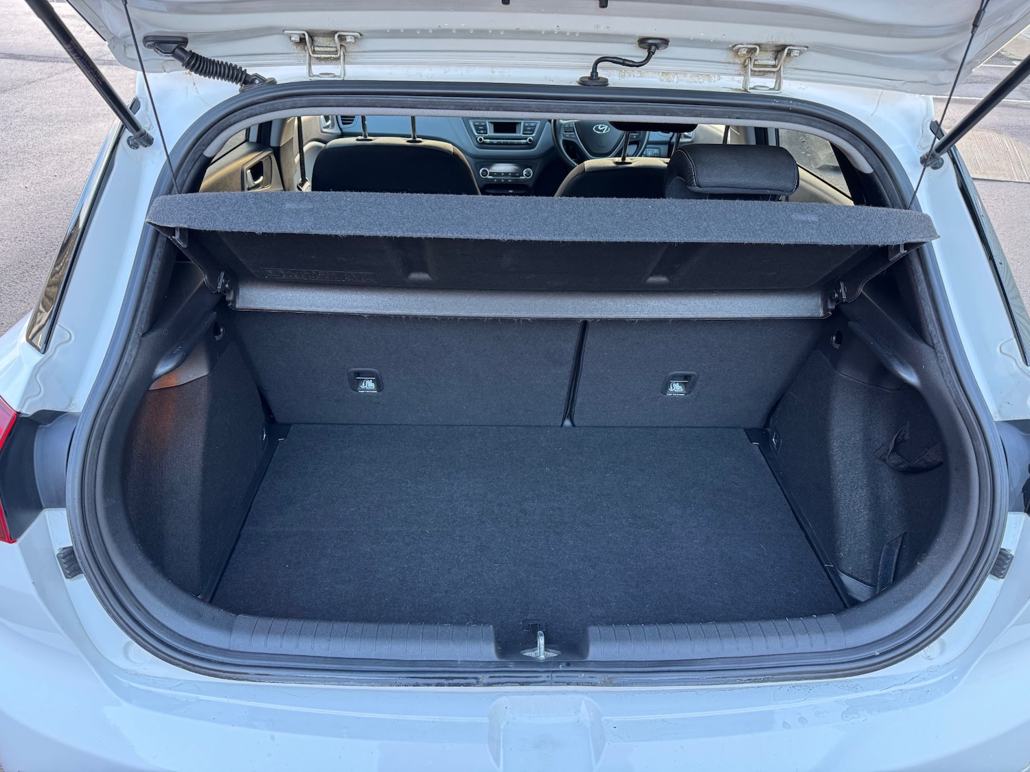 Used Hyundai i20 2015 for sale - 77173570: Photo 24