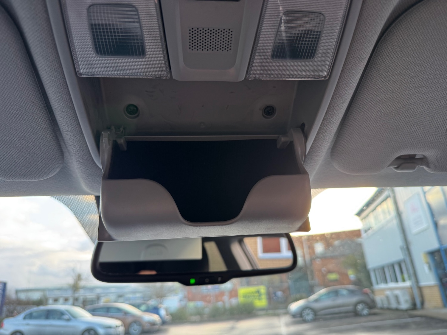 Used Hyundai i20 2015 for sale - 77173570: Photo 50