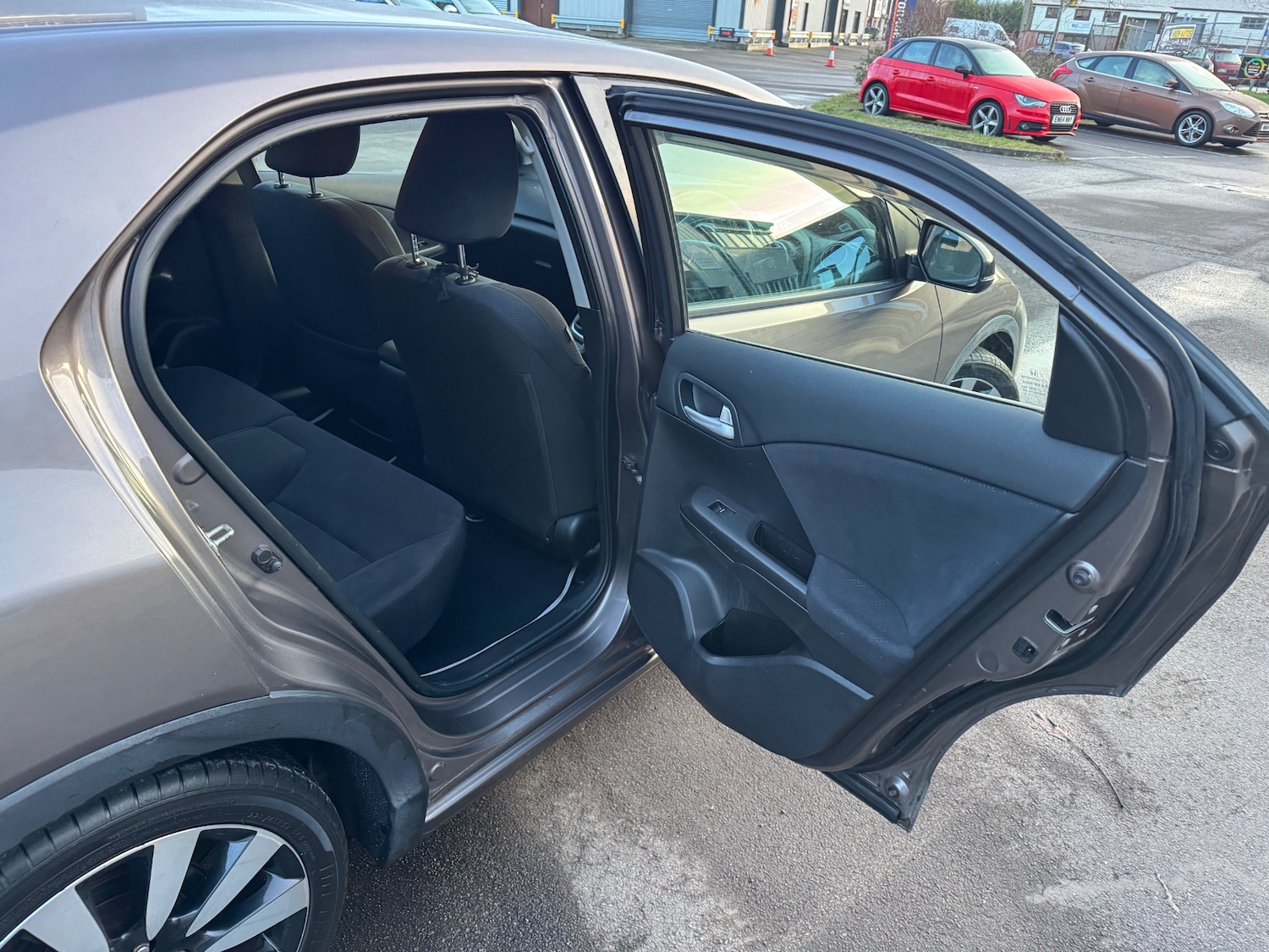 Used Honda Civic 2014 for sale - 77173948: Photo 28