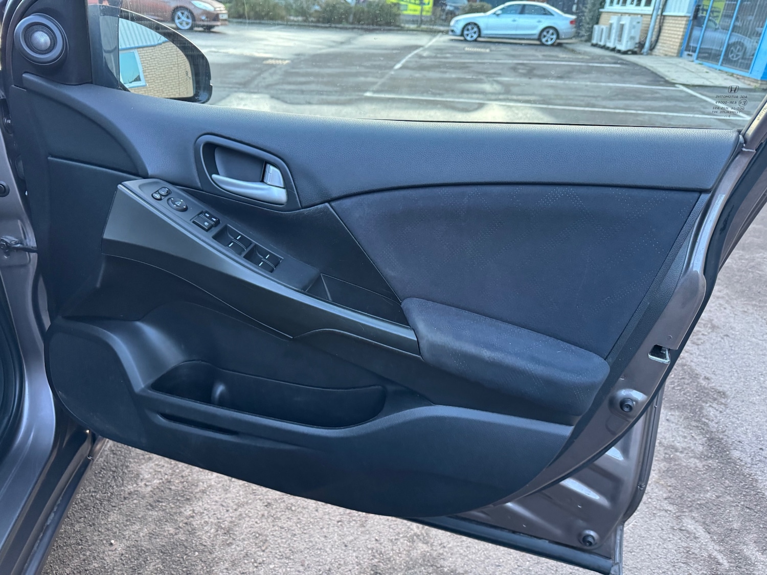 Used Honda Civic 2014 for sale - 77173948: Photo 32