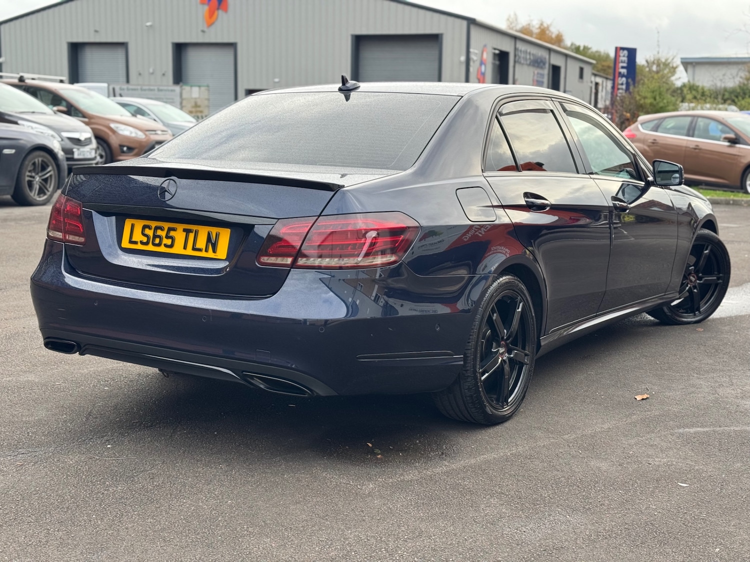 Used Mercedes-Benz E Class 2015 for sale - 76725441: Photo 11