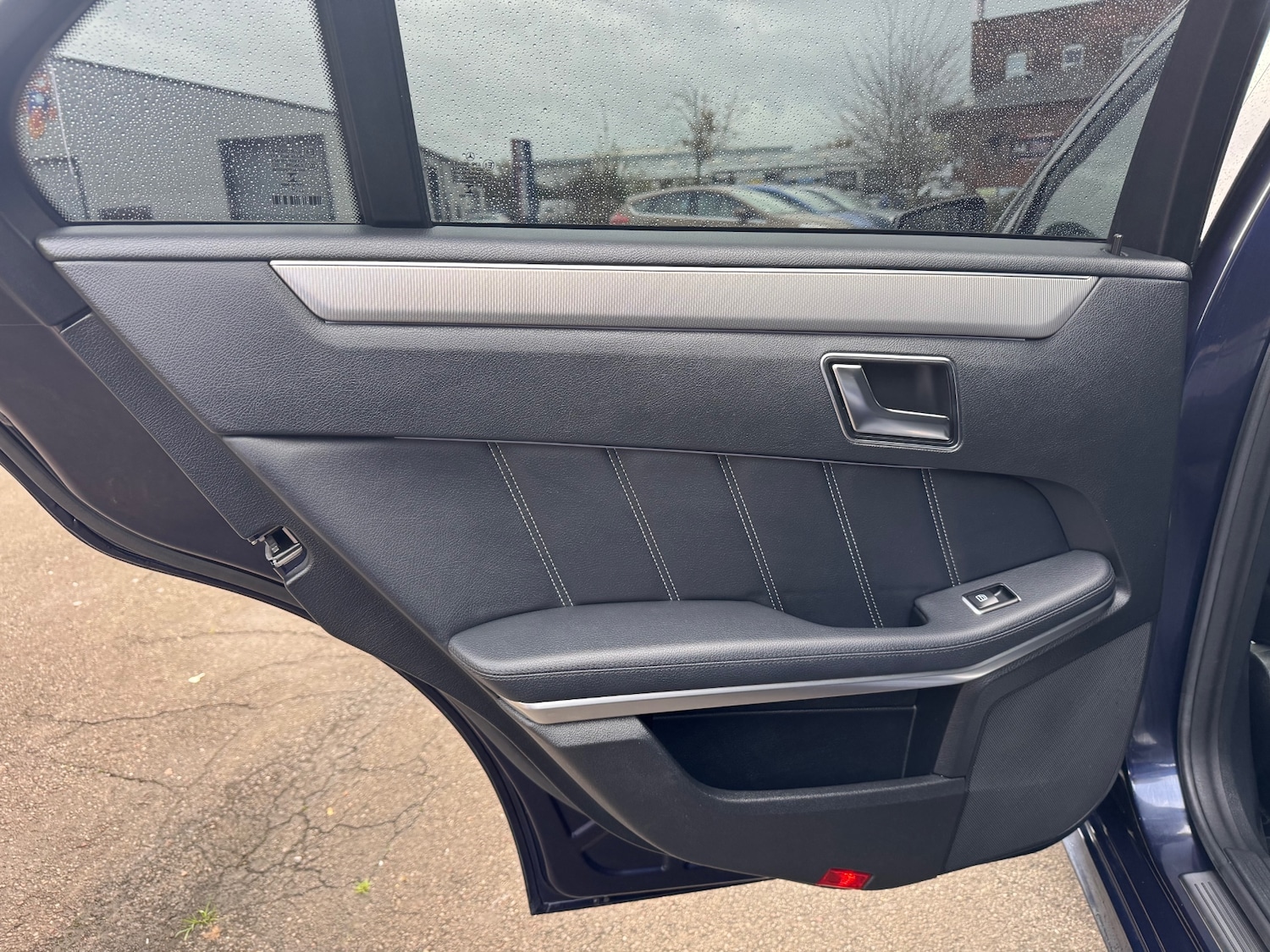 Used Mercedes-Benz E Class 2015 for sale - 76725441: Photo 23