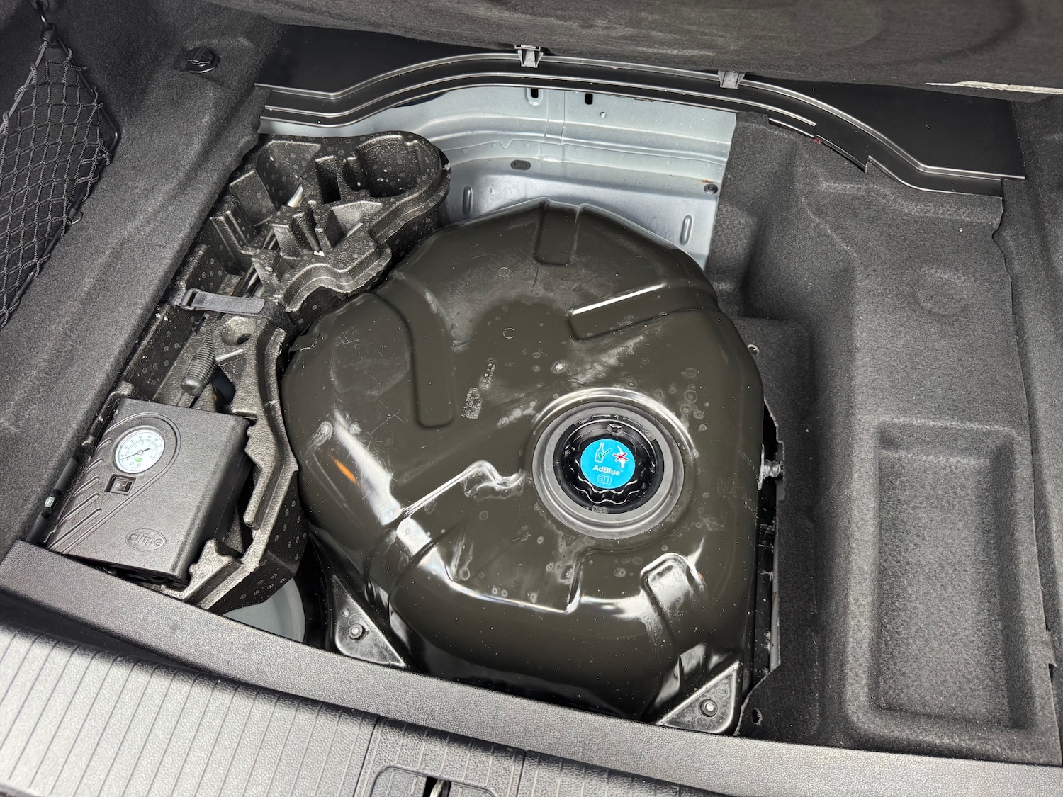 Used Mercedes-Benz E Class 2015 for sale - 76725441: Photo 28