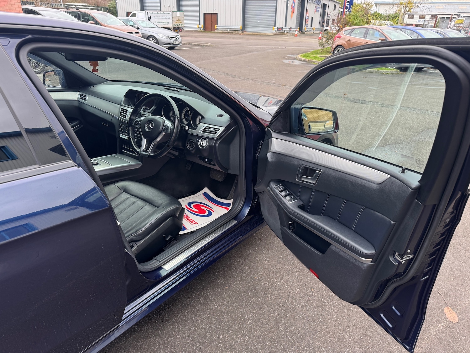 Used Mercedes-Benz E Class 2015 for sale - 76725441: Photo 34