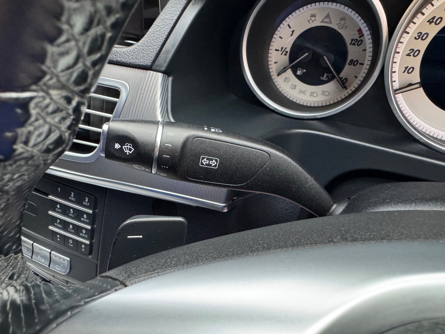 Used Mercedes-Benz E Class 2015 for sale - 76725441: Photo 44