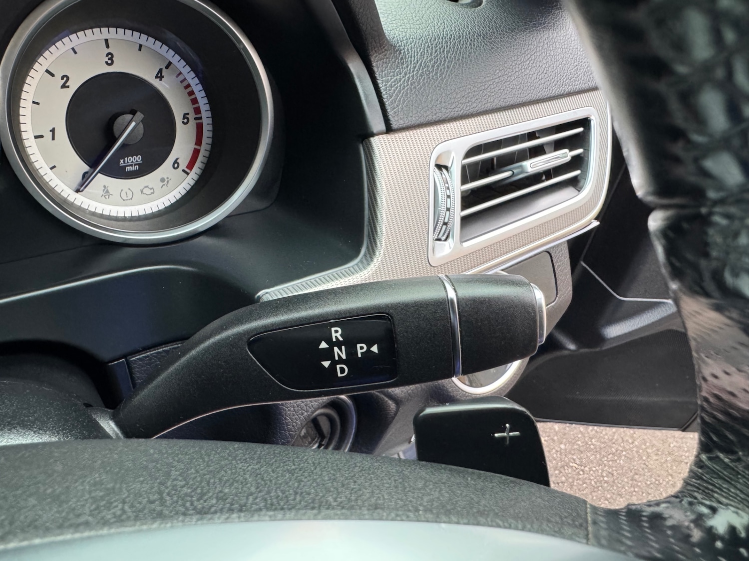 Used Mercedes-Benz E Class 2015 for sale - 76725441: Photo 46