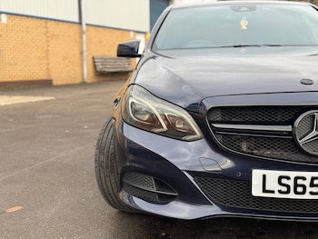 Used Mercedes-Benz E Class 2015 for sale - 76725441: Photo