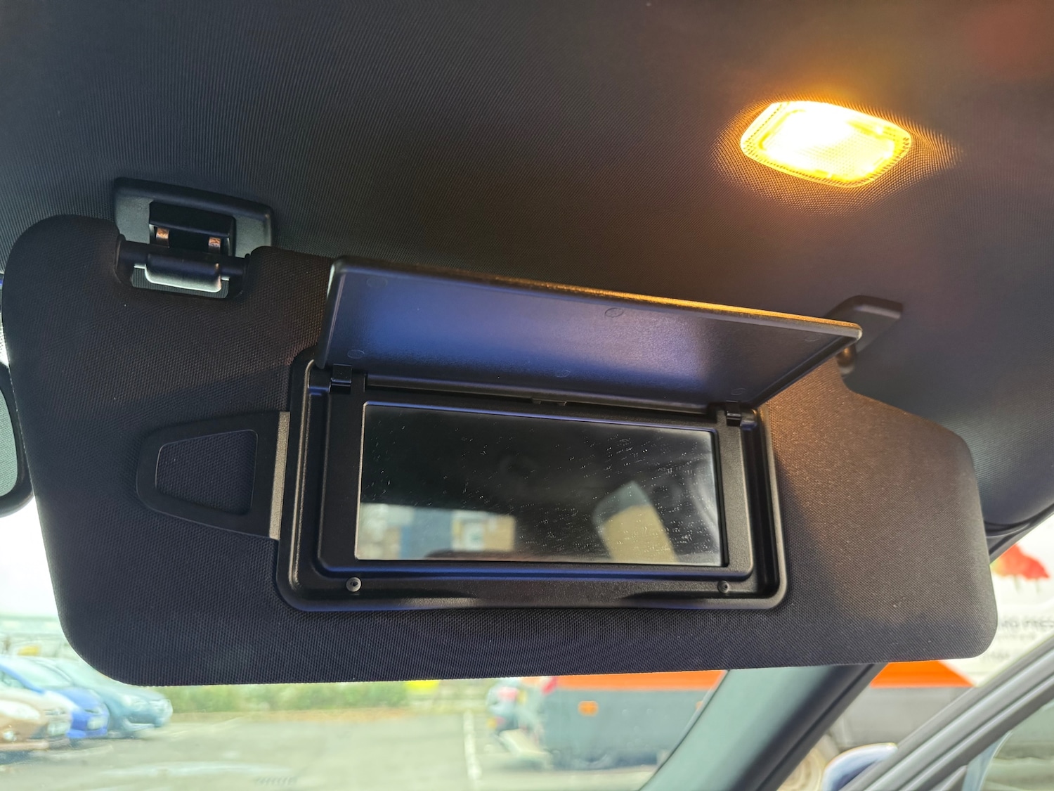 Used Mercedes-Benz E Class 2015 for sale - 76725441: Photo 59