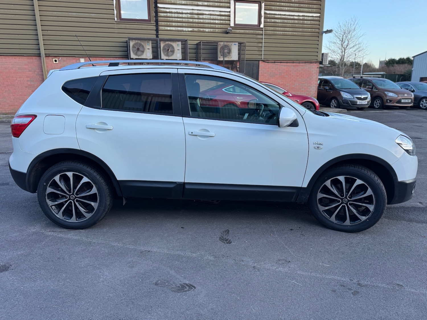 Used Nissan Qashqai 2012 for sale - 76800303: Photo 8