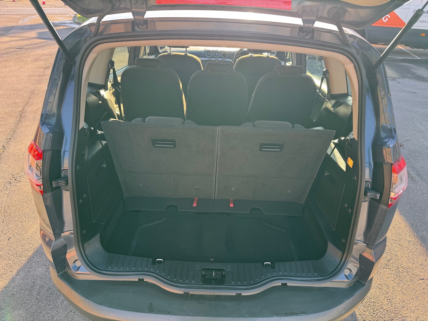 Used Ford S-Max 2012 for sale - 76799641: Photo 28